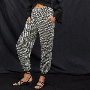 Anthropologie Black & White Abstract Print Joggers